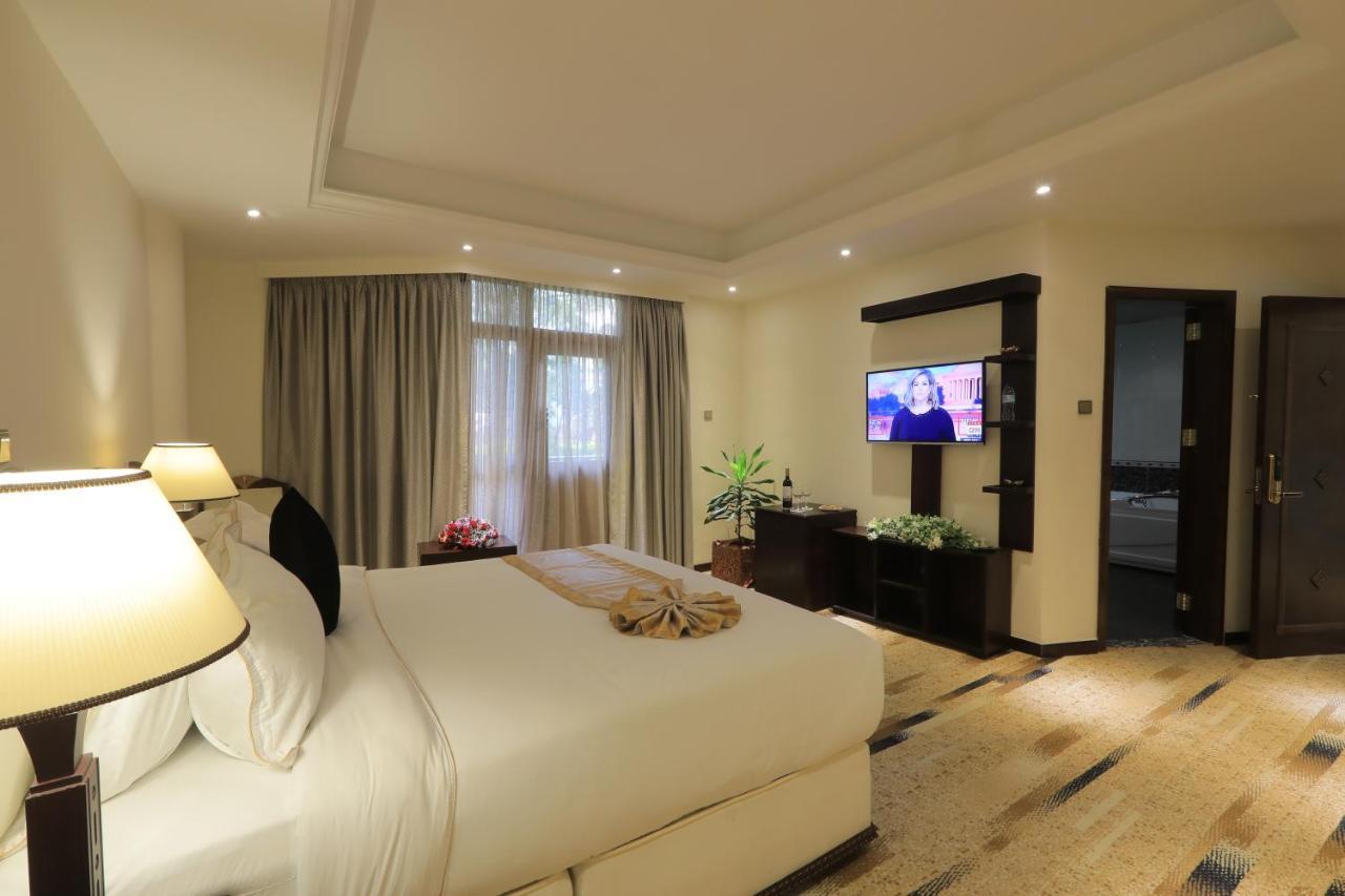 De Leopol Hotel Addis-Abeba Extérieur photo